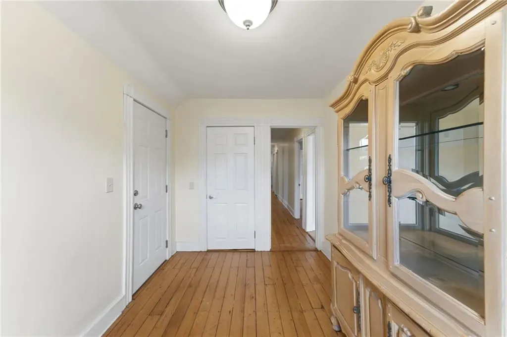 132 South Angell Street Providence RI 02906