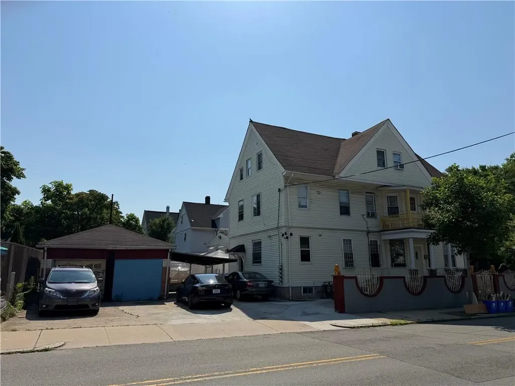 316 Bucklin Street Providence RI 02907
