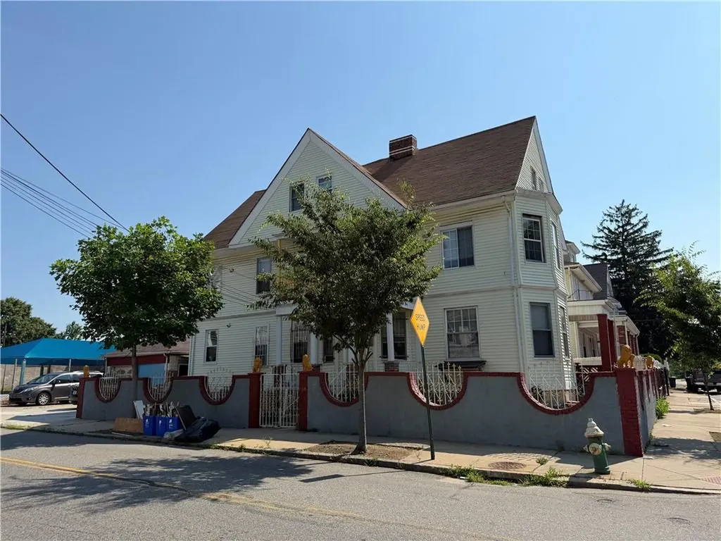 316 Bucklin Street Providence RI 02907