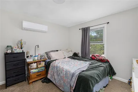 15 17 Saratoga Road North Kingstown RI 02852