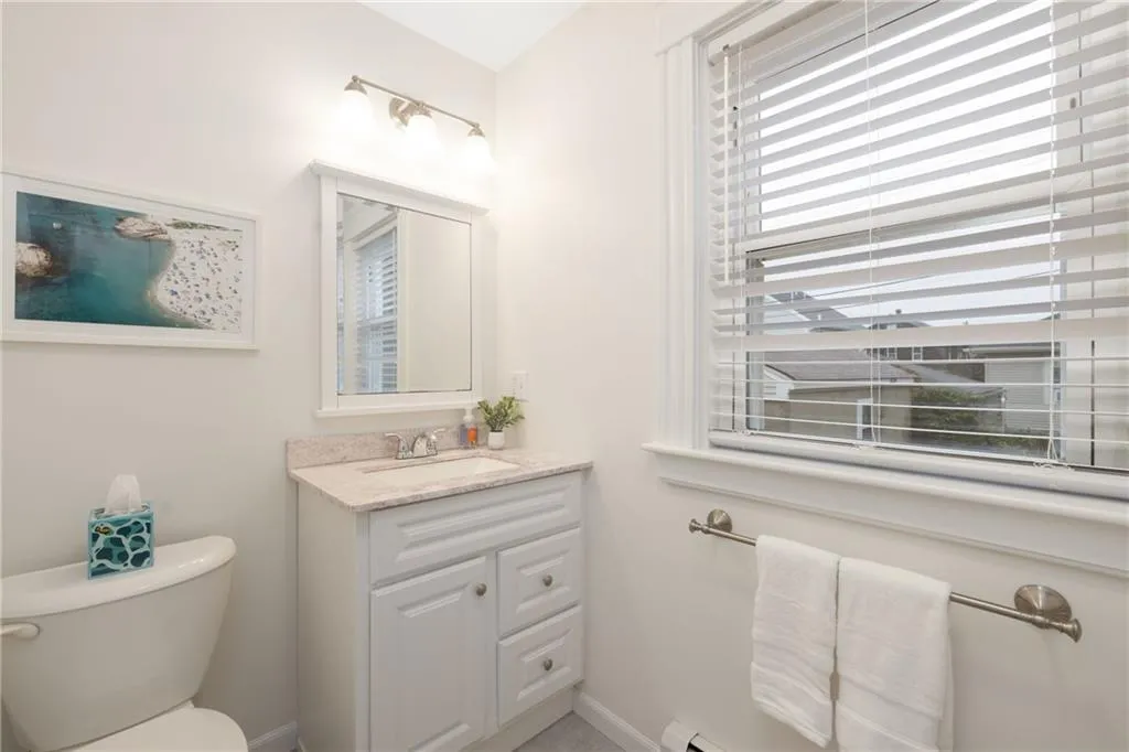 19 County Street Newport RI 02840
