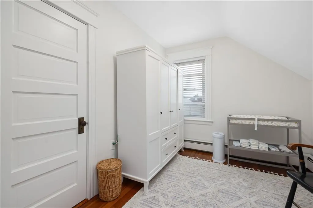19 County Street Newport RI 02840