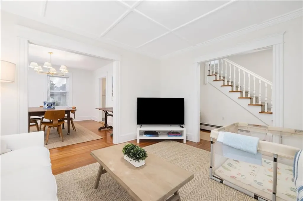 19 County Street Newport RI 02840