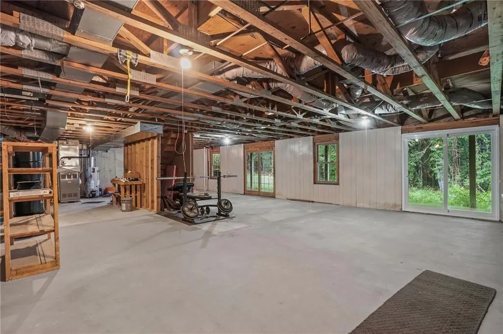 18 Biscuit Hill Road Foster RI 02825