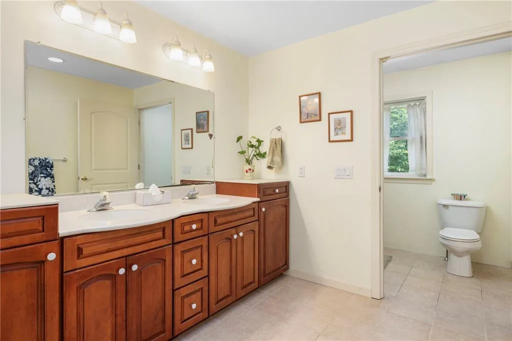 45 Lotter Lane Scituate RI 02857