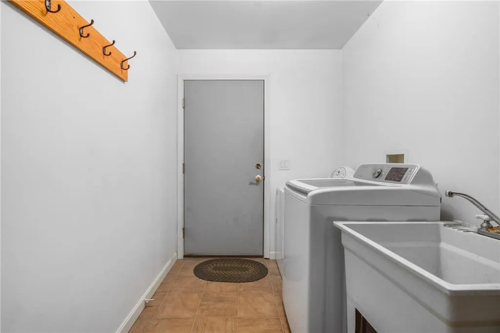 45 Lotter Lane Scituate RI 02857