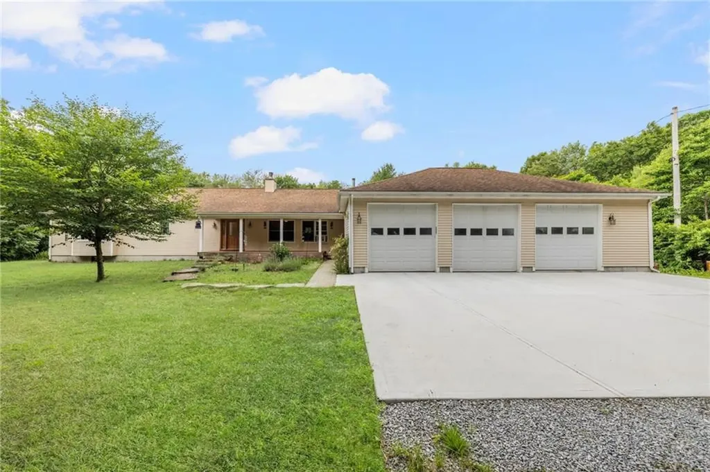 45 Lotter Lane Scituate RI 02857
