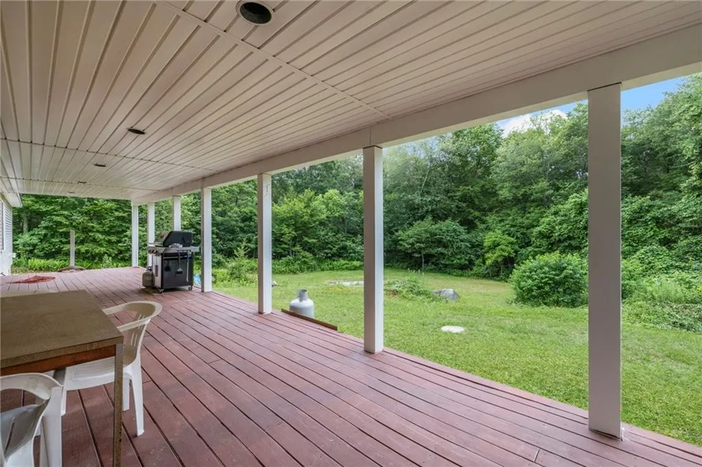 45 Lotter Lane Scituate RI 02857