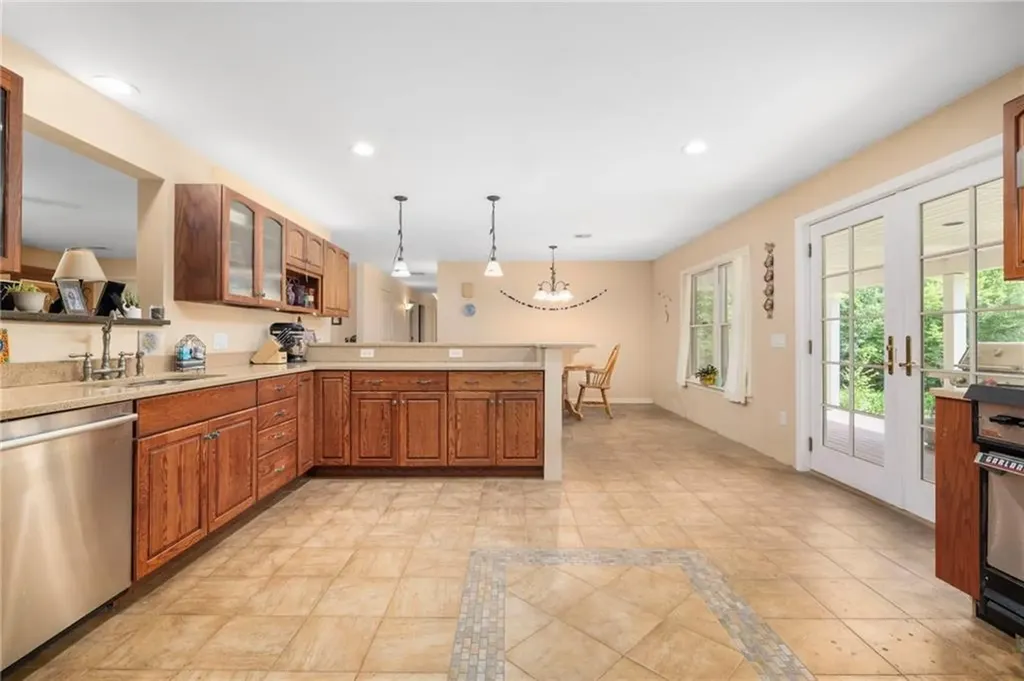 45 Lotter Lane Scituate RI 02857