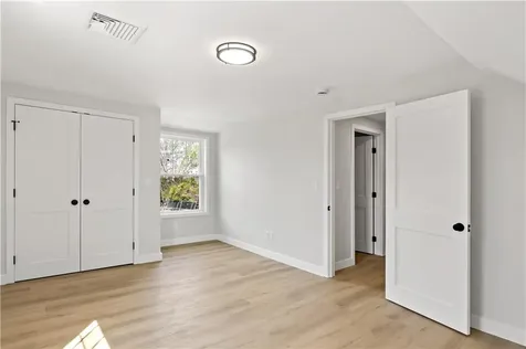 6 Monast Street Warren RI 02885