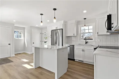 6 Monast Street Warren RI 02885