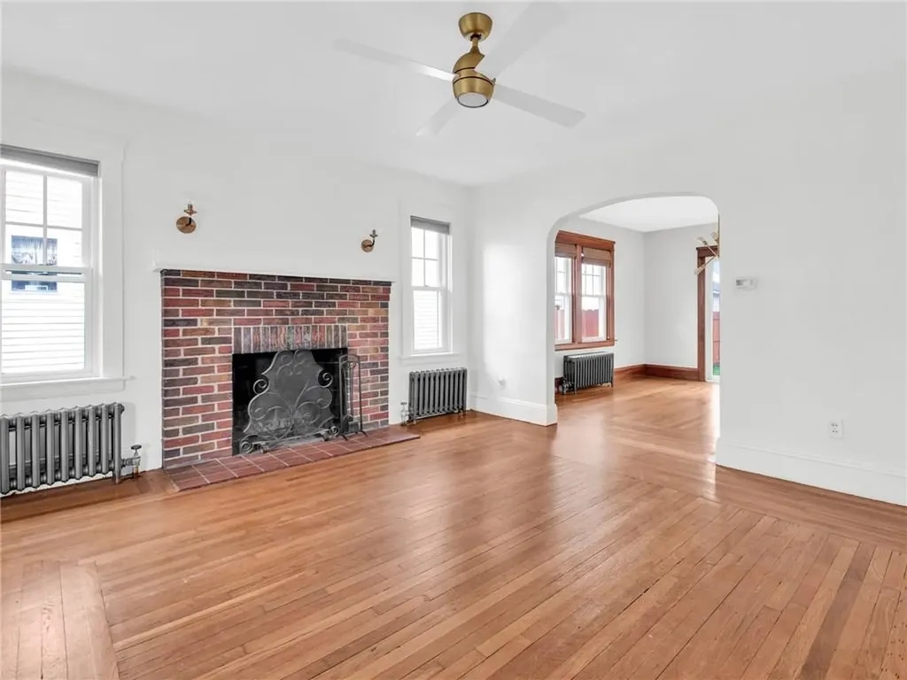 61 Burnside Street Cranston RI 02910