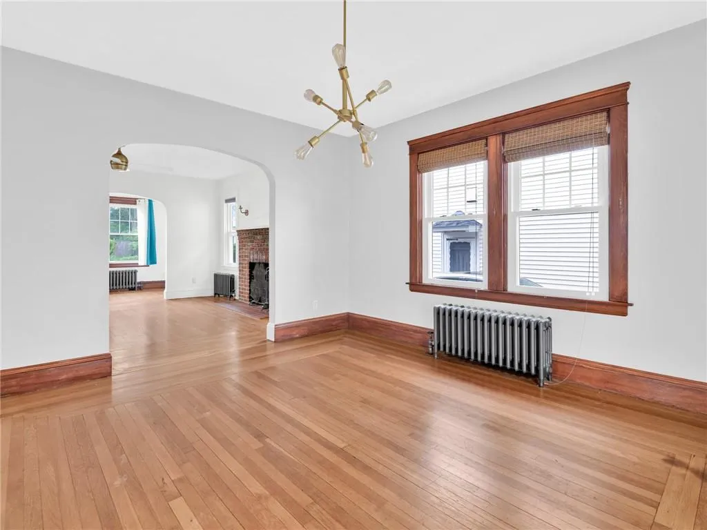 61 Burnside Street Cranston RI 02910