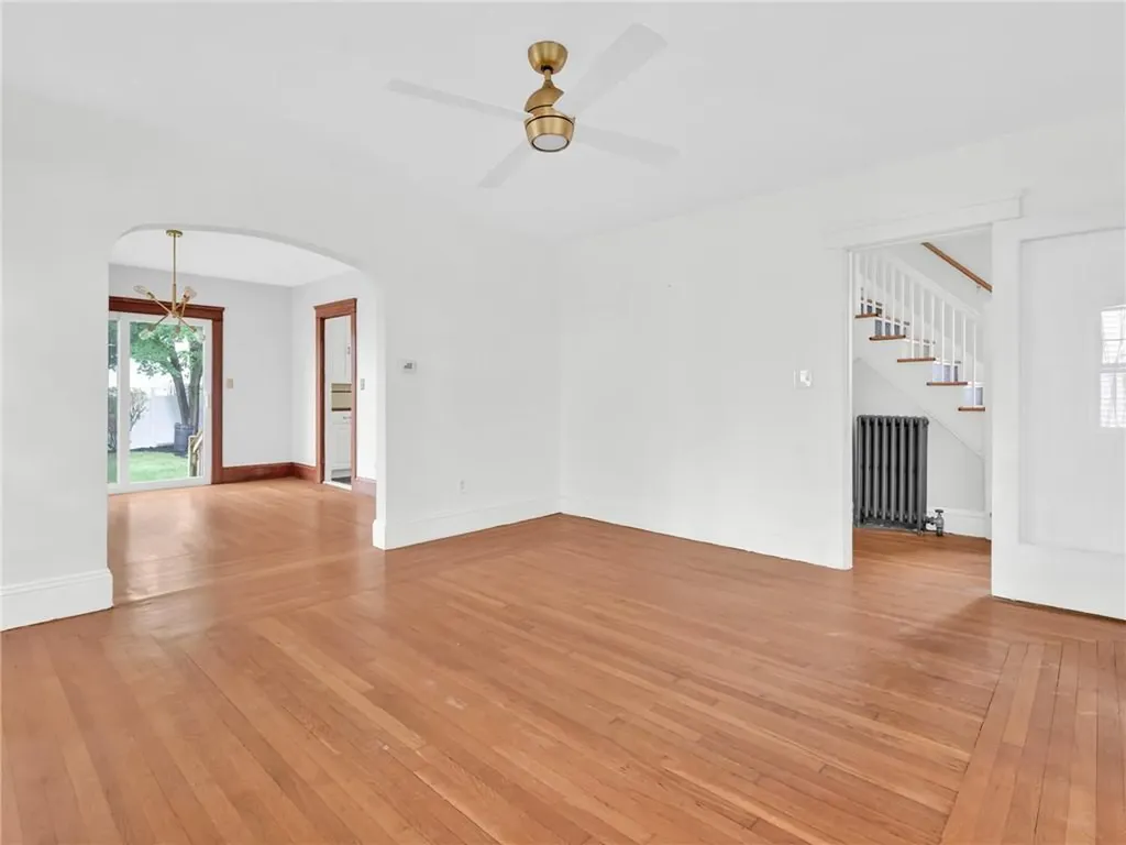 61 Burnside Street Cranston RI 02910