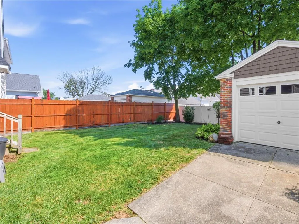 61 Burnside Street Cranston RI 02910