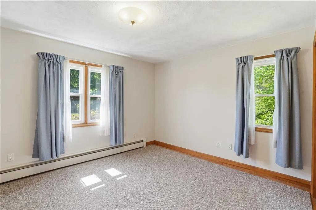 8 Wabasso Terrace Middletown RI 02842