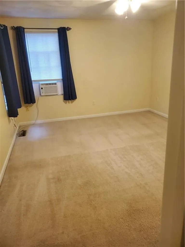 91 Oregon Avenue Woonsocket RI 02895