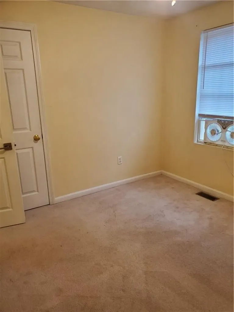 91 Oregon Avenue Woonsocket RI 02895