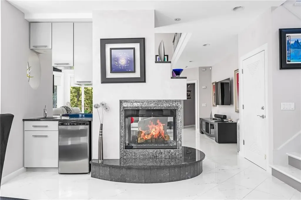 70 Lands End Drive North Kingstown RI 02852