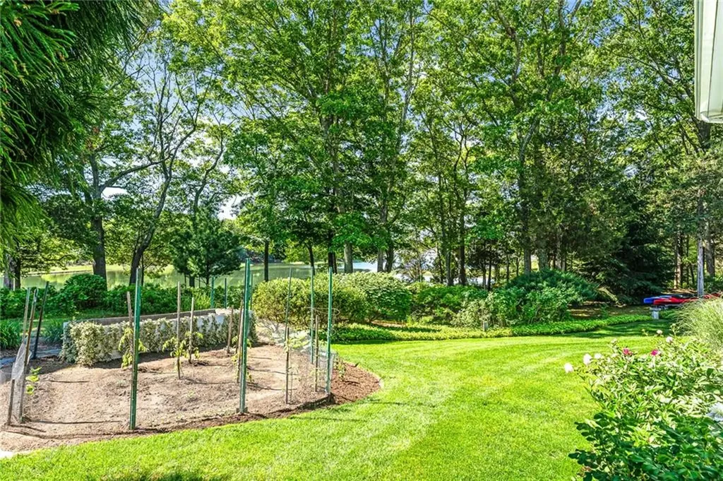 70 Lands End Drive North Kingstown RI 02852