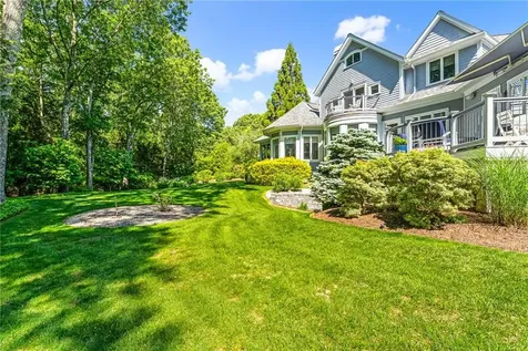 70 Lands End Drive North Kingstown RI 02852