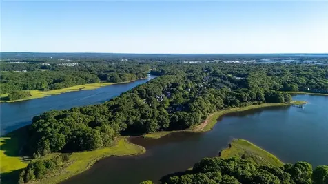 70 Lands End Drive North Kingstown RI 02852