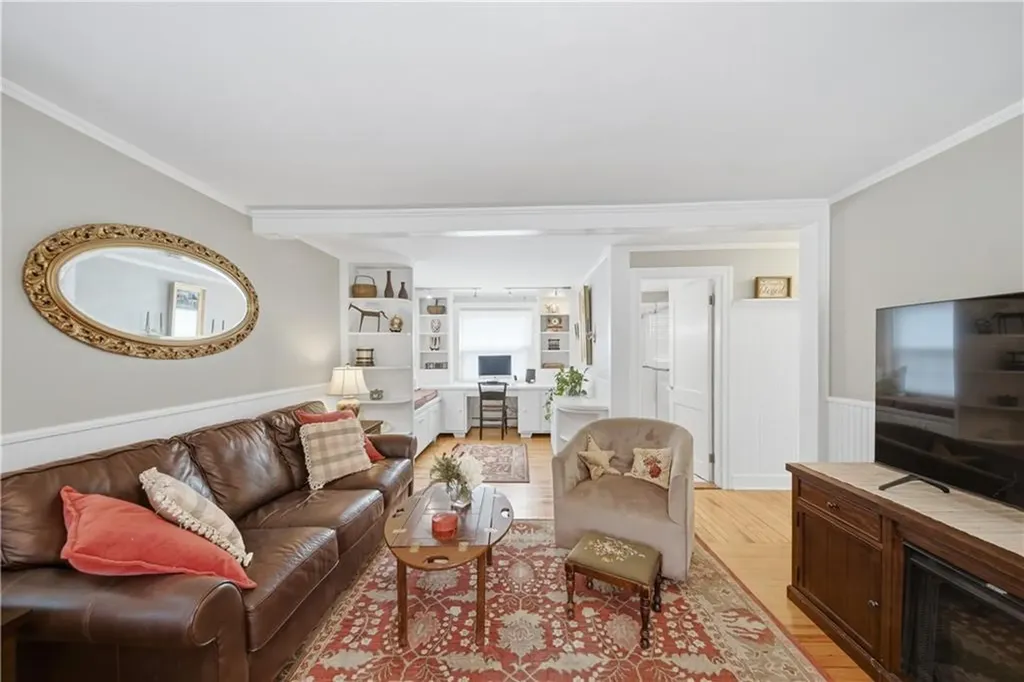 24 Rosegarden Street Warwick RI 02888