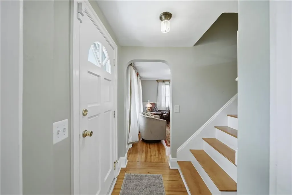24 Rosegarden Street Warwick RI 02888