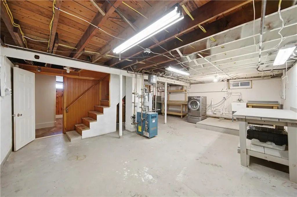 24 Rosegarden Street Warwick RI 02888