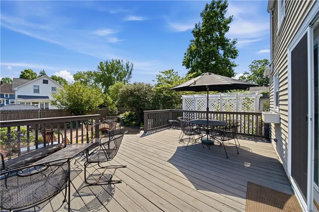 24 Rosegarden Street Warwick RI 02888