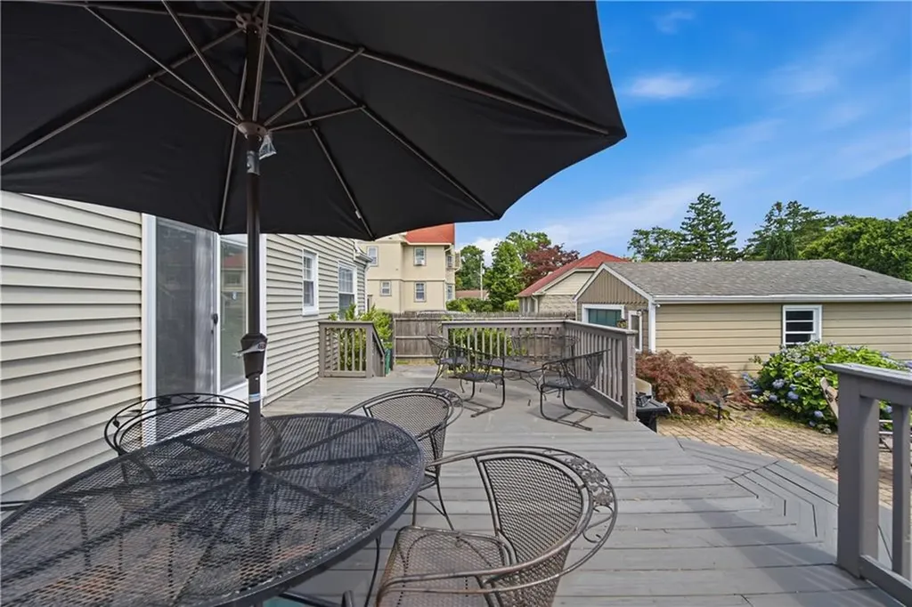 24 Rosegarden Street Warwick RI 02888