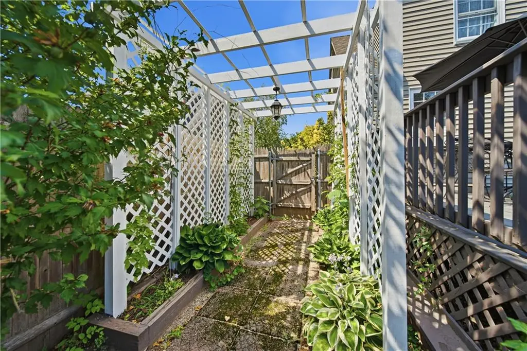 24 Rosegarden Street Warwick RI 02888