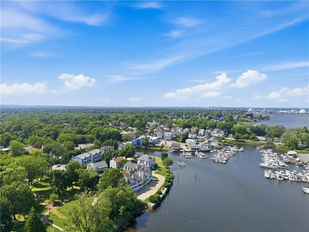 24 Rosegarden Street Warwick RI 02888