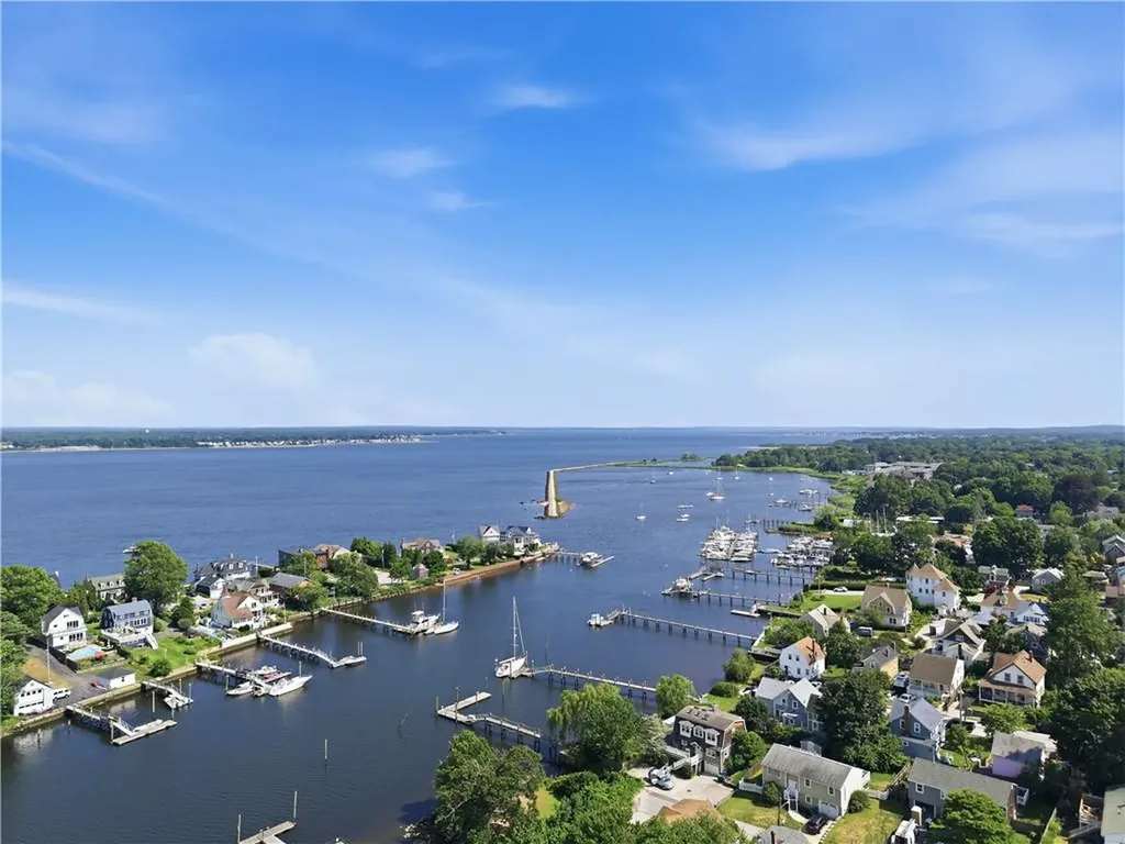 24 Rosegarden Street Warwick RI 02888