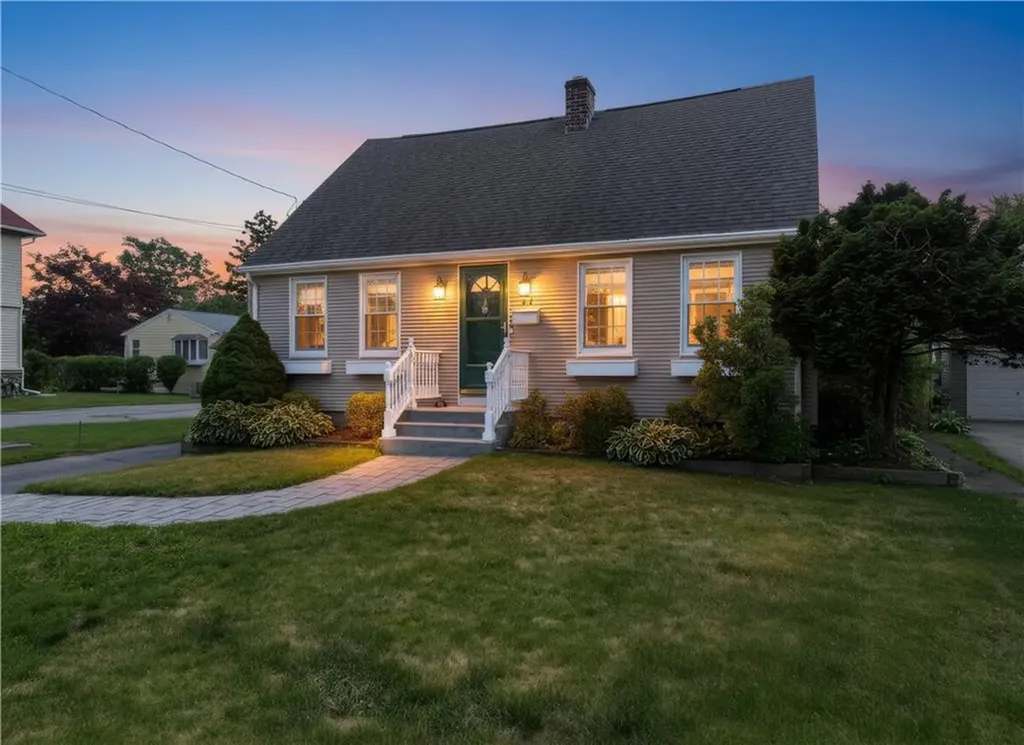 24 Rosegarden Street Warwick RI 02888