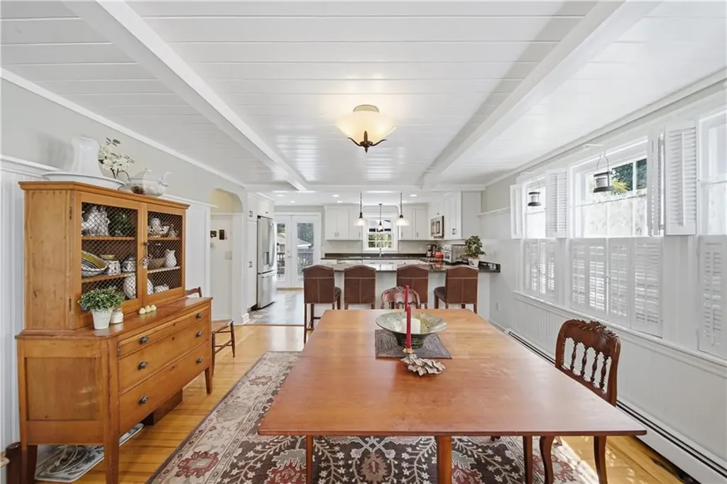 24 Rosegarden Street Warwick RI 02888