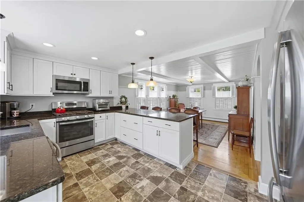 24 Rosegarden Street Warwick RI 02888