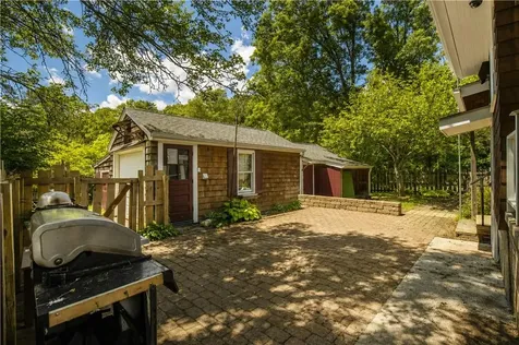 6239 Post Road North Kingstown RI 02852