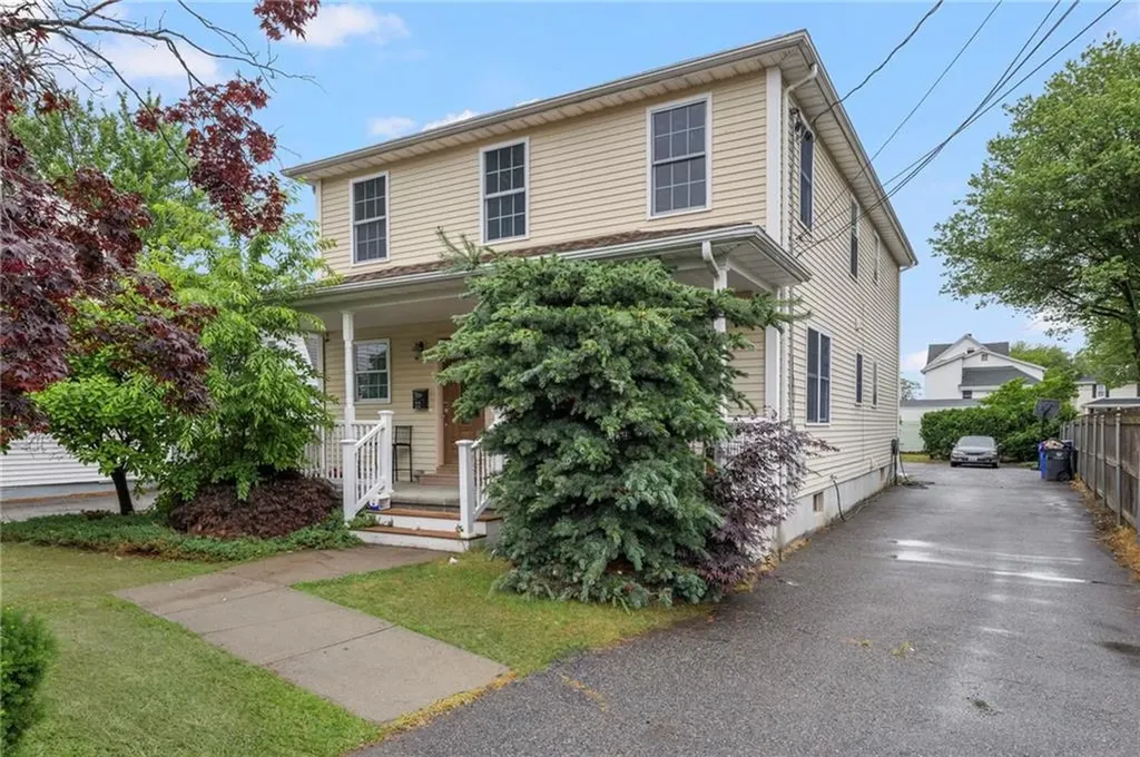 22 Aiken Street Pawtucket RI 02861