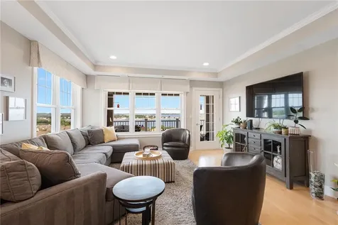 71 Starboard Drive Tiverton RI 02878