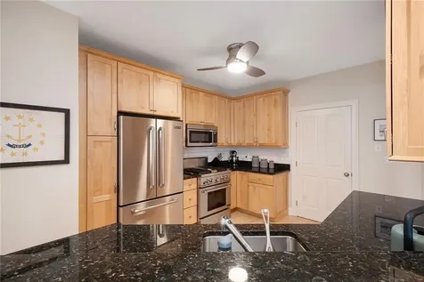 71 Starboard Drive Tiverton RI 02878