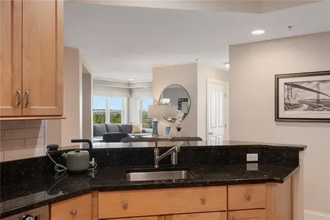 71 Starboard Drive Tiverton RI 02878