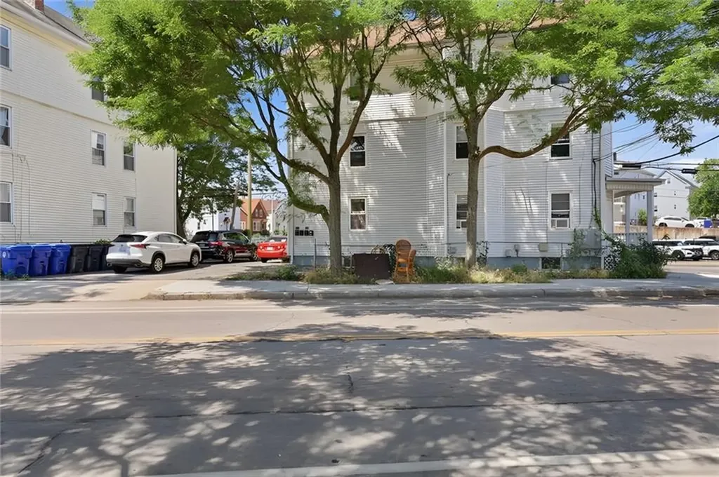 374 Douglas Avenue Providence RI 02908