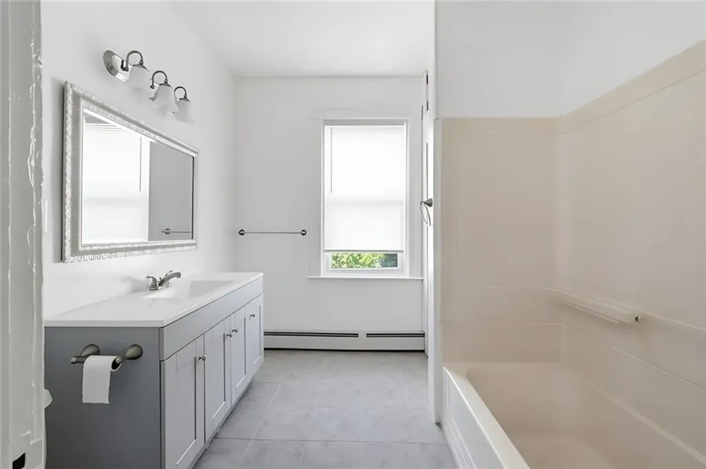 374 Douglas Avenue Providence RI 02908