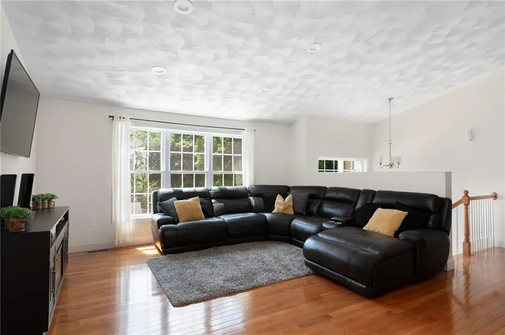 15 Birch Road Cumberland RI 02864