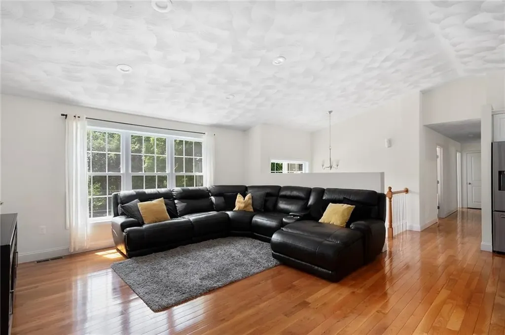 15 Birch Road Cumberland RI 02864