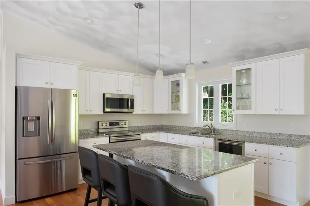 15 Birch Road Cumberland RI 02864