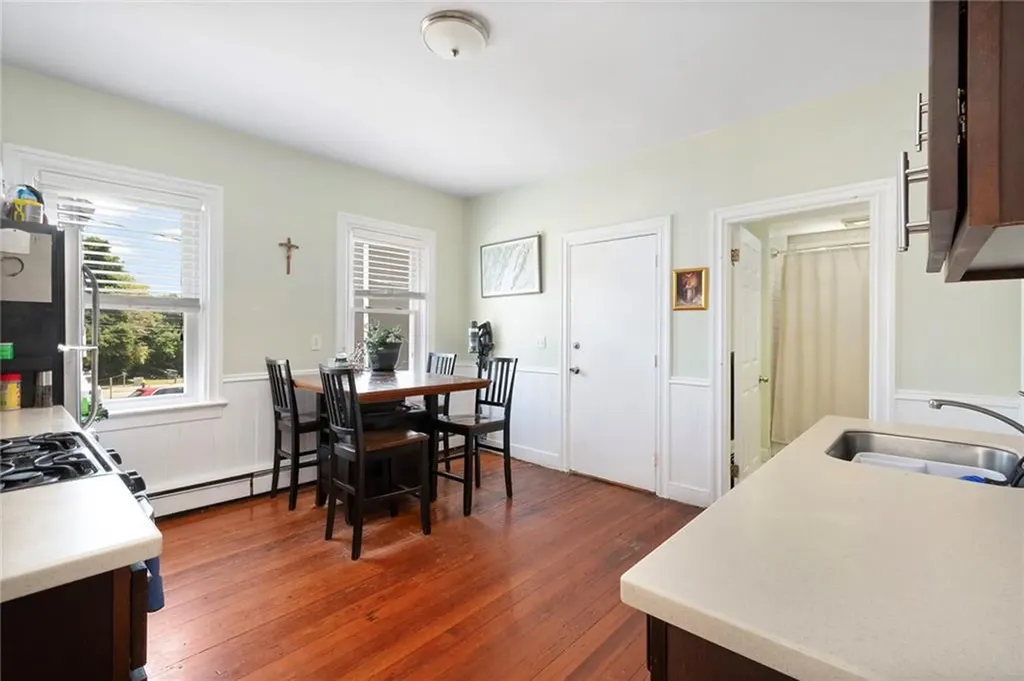 33 Amy Street Providence RI 02906