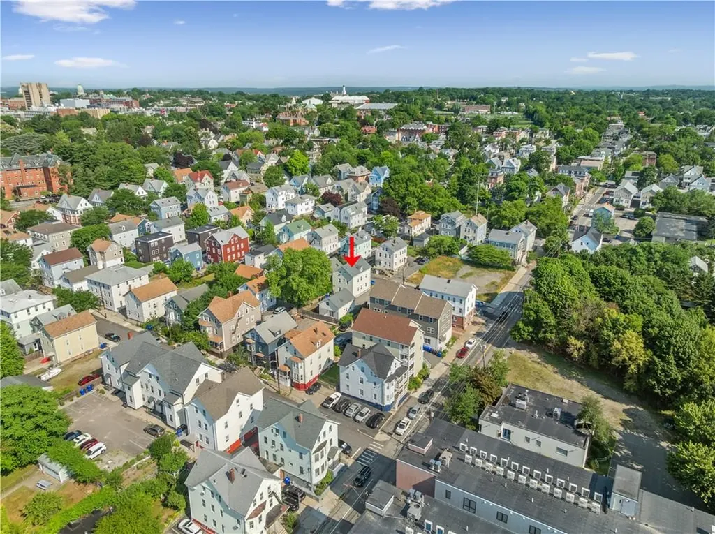 33 Amy Street Providence RI 02906