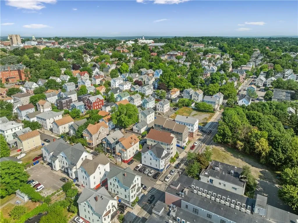 33 Amy Street Providence RI 02806